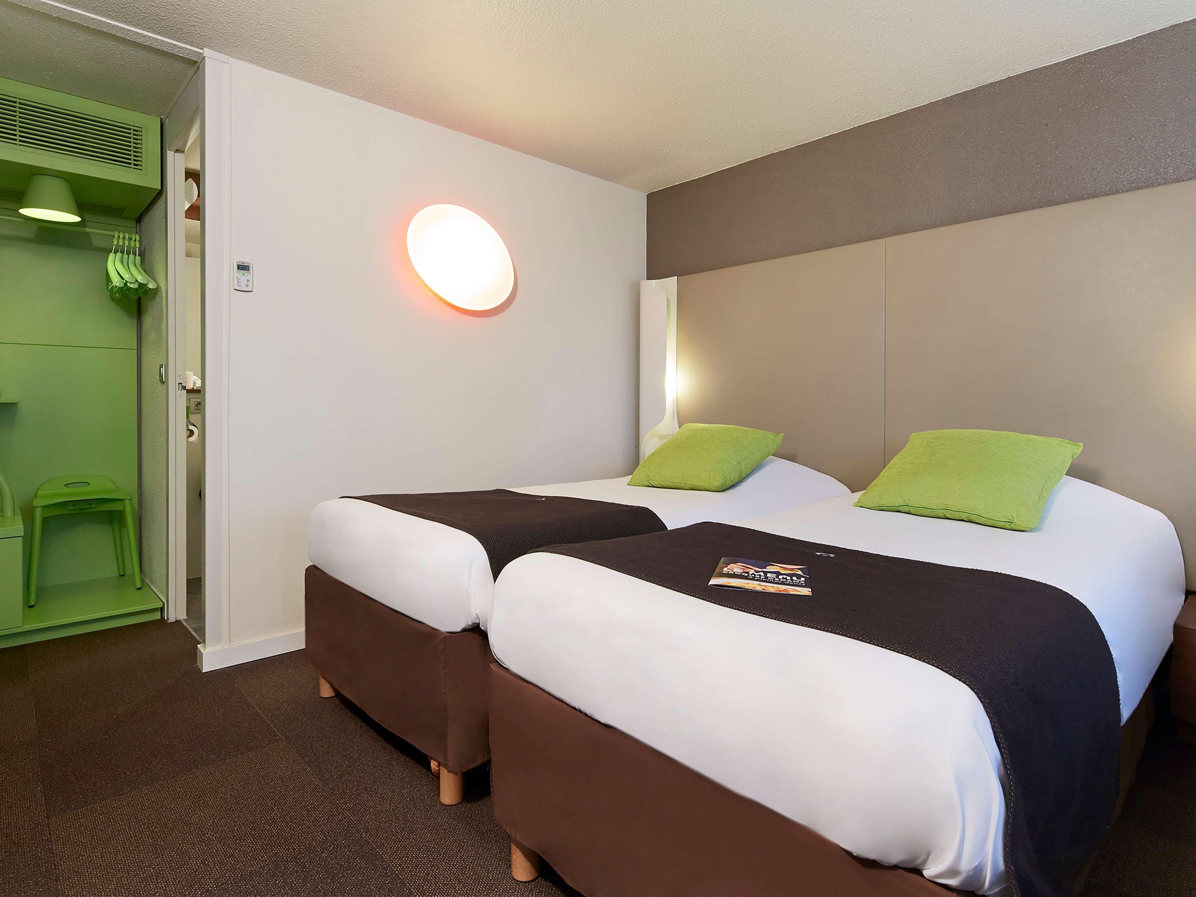 B&B Hotel Roissy - Saint Witz Ex-Campanile Roissy - Saint Witz Экстерьер фото