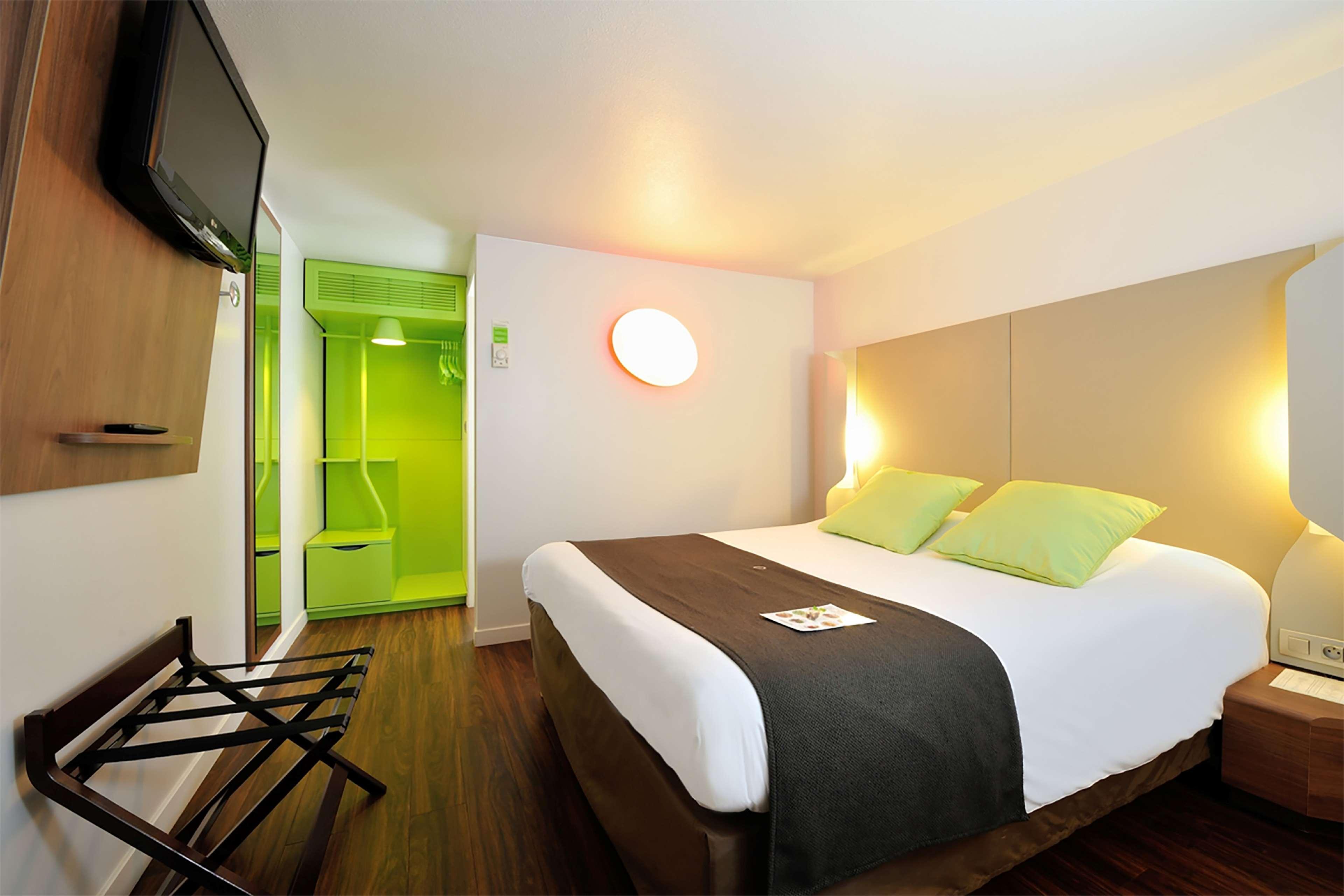 B&B Hotel Roissy - Saint Witz Ex-Campanile Roissy - Saint Witz Экстерьер фото