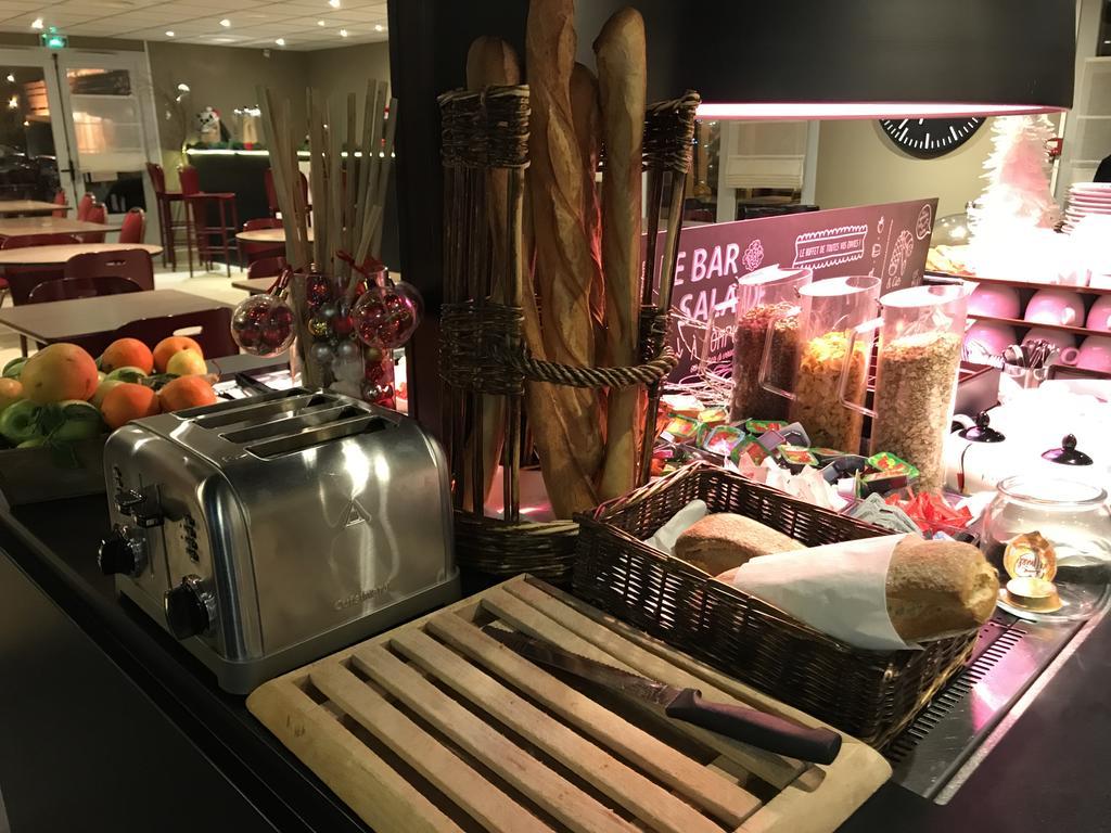 B&B Hotel Roissy - Saint Witz Ex-Campanile Roissy - Saint Witz Экстерьер фото