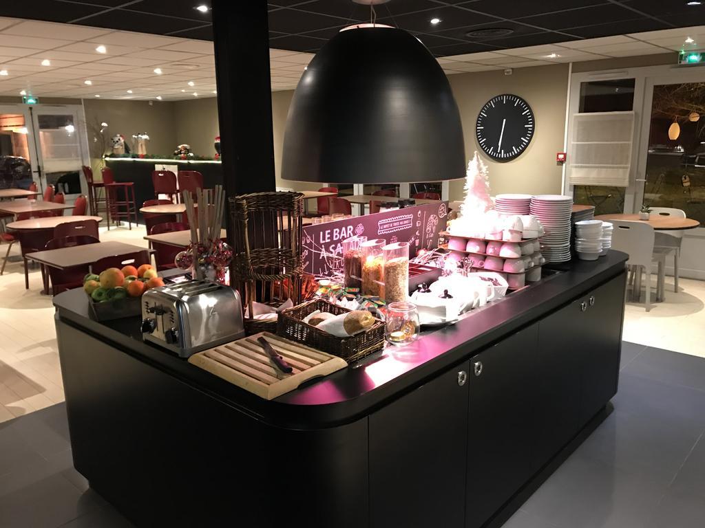 B&B Hotel Roissy - Saint Witz Ex-Campanile Roissy - Saint Witz Экстерьер фото