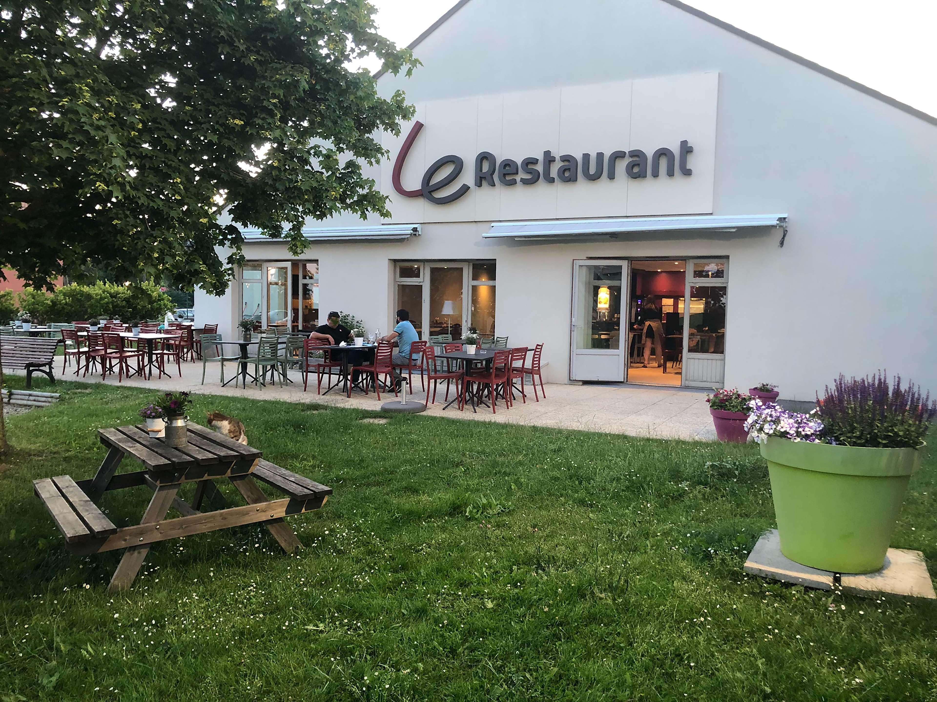 B&B Hotel Roissy - Saint Witz Ex-Campanile Roissy - Saint Witz Экстерьер фото